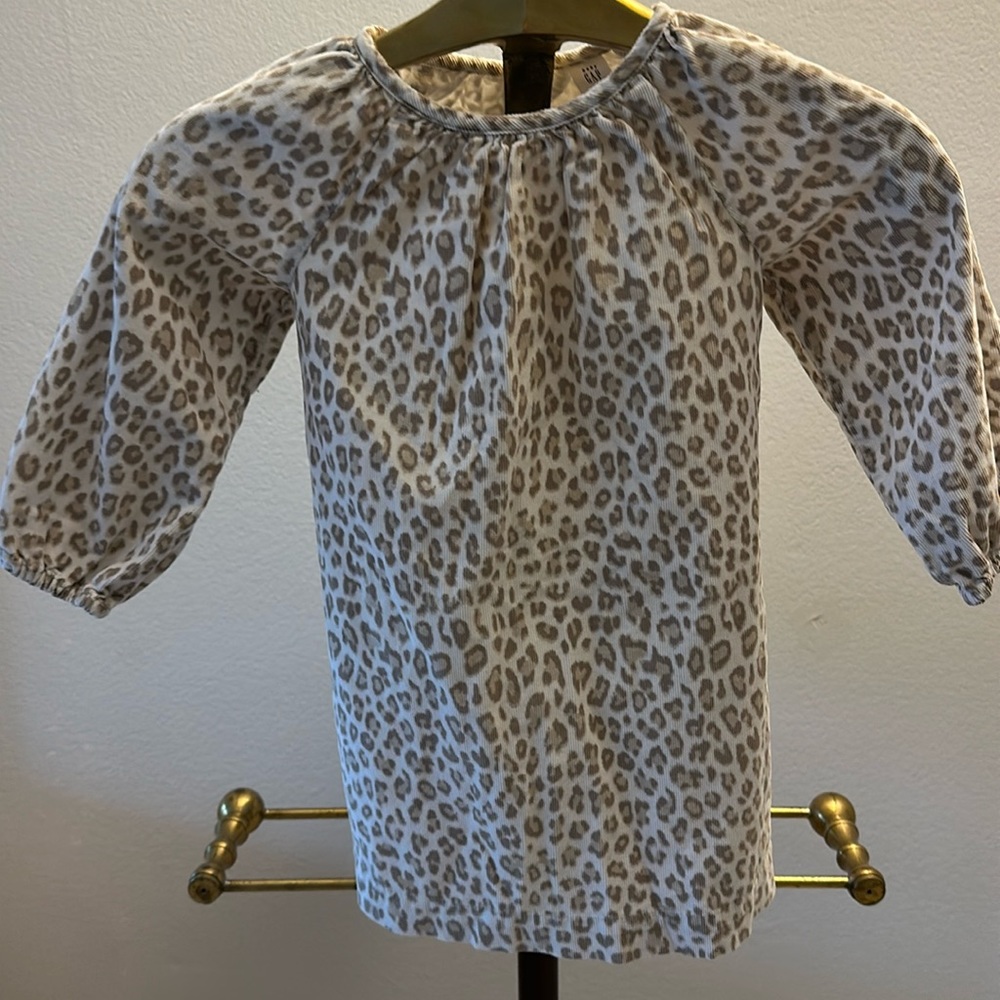 GAP, cute dress for little princess, size 3Y toddler. Excellent condition.